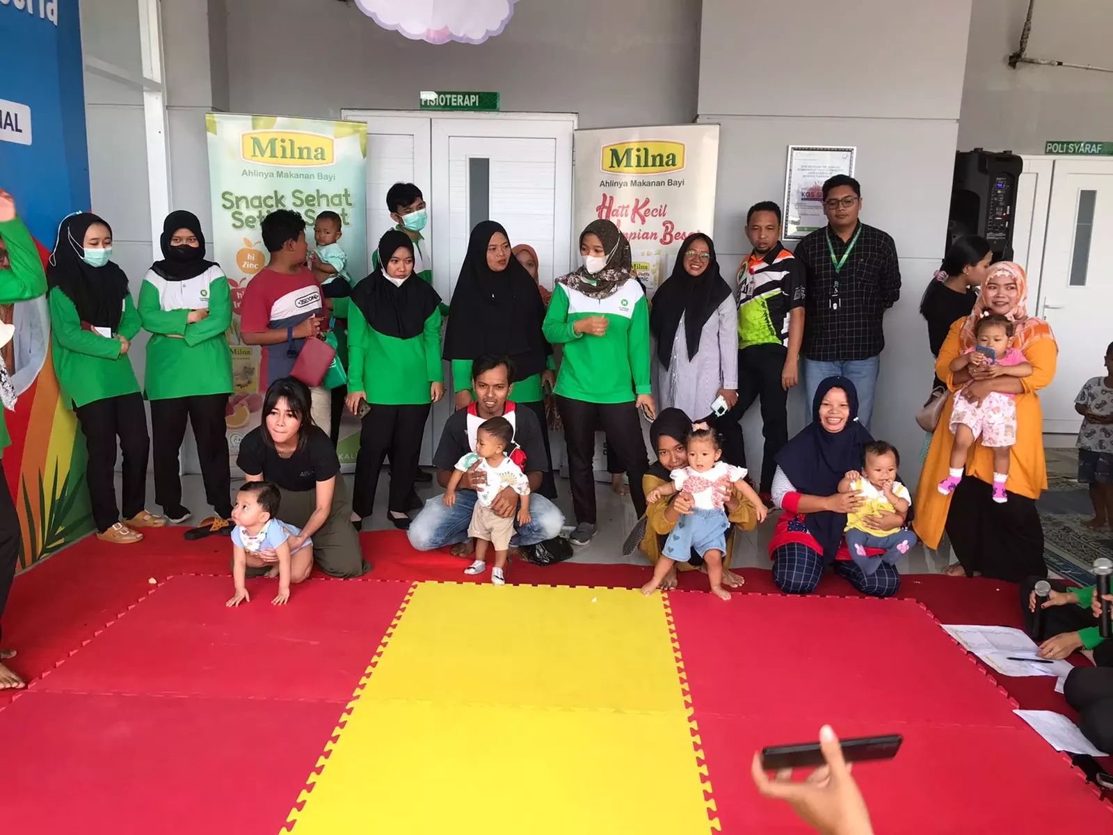 Lomba Bayi Merangkak Dan Foto Balita Ceria Rumah Sakit Karanggede