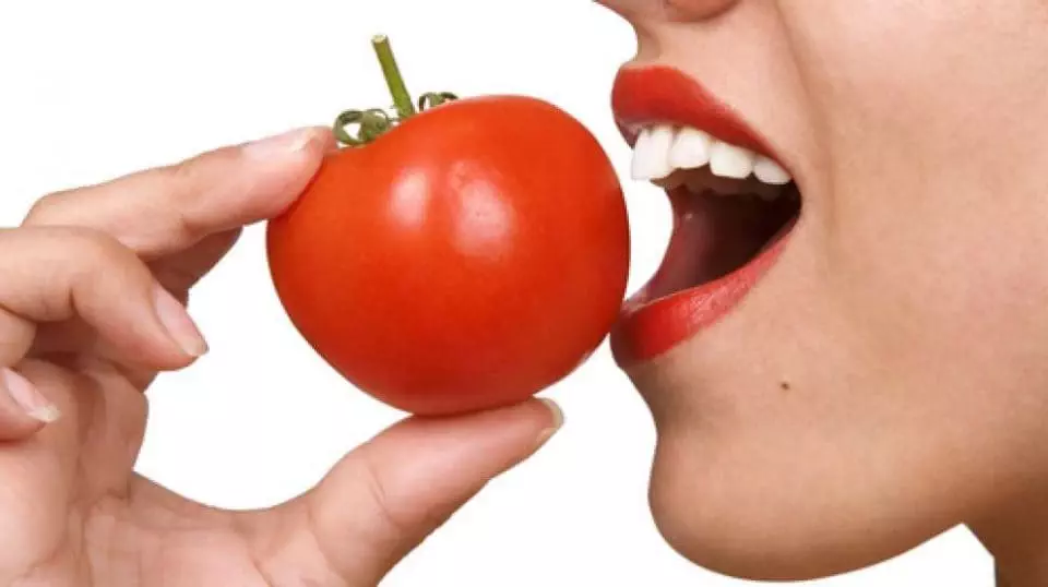 manfaat tomat